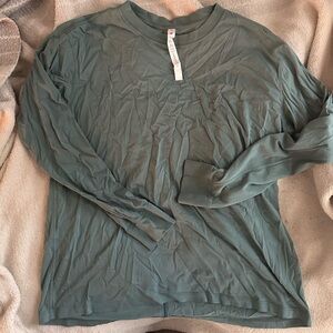 lululemon All Yours Long Sleeve T-Shirt - Size 10 - Tidewater Teal